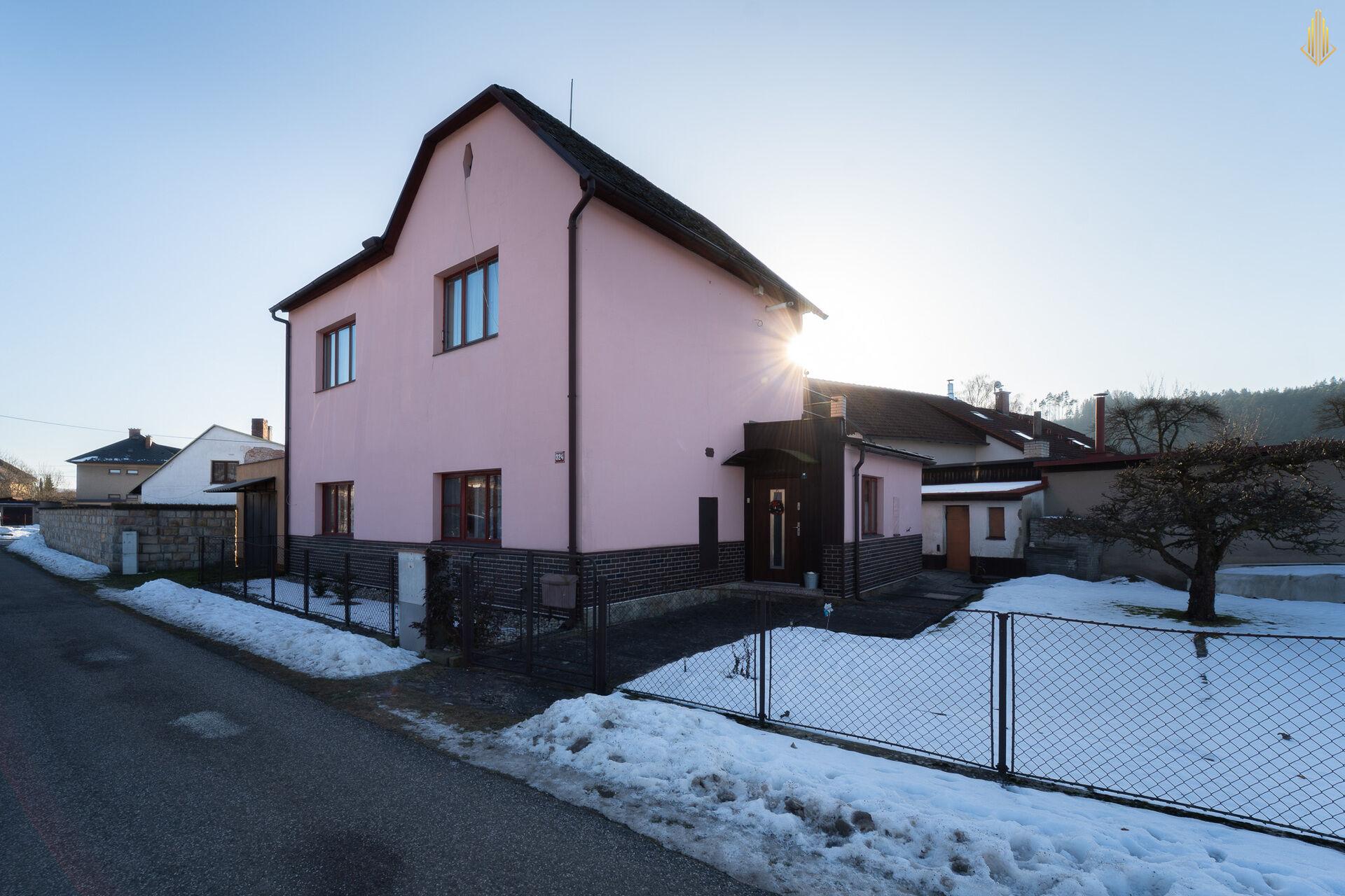 Prodej rodinného domu 4+2, Velké Poříčí, Pašťalkova