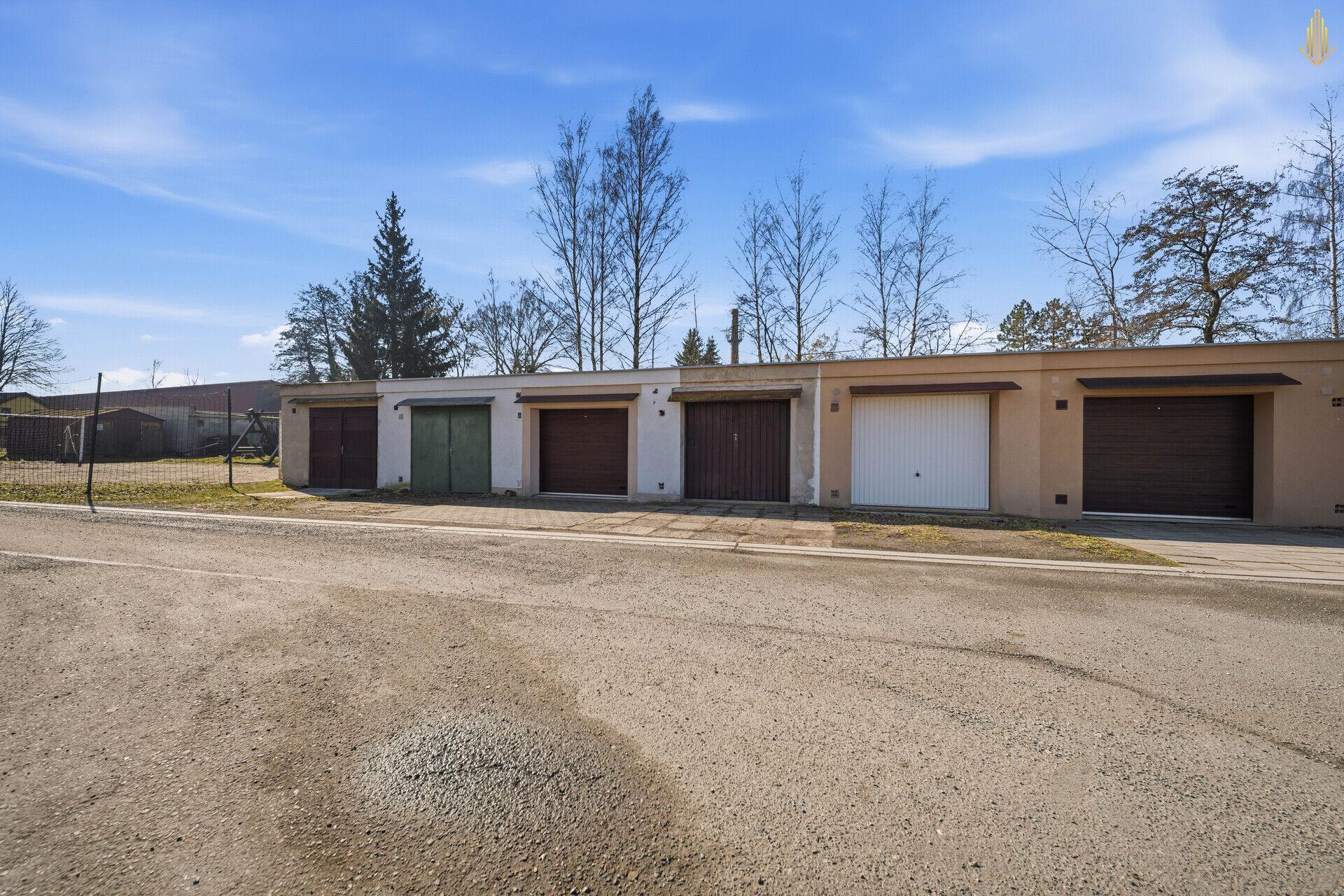 Prodej garáže 18 m² – Borohrádek, ul. Družstevní