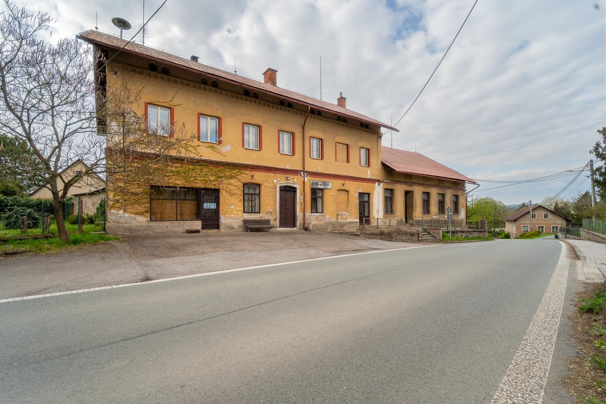 Prodej komerční Restaurace, 1 319㎡|Královéhradecký kraj, Náchod, Nové Město nad Metují, Spy, Vlastim