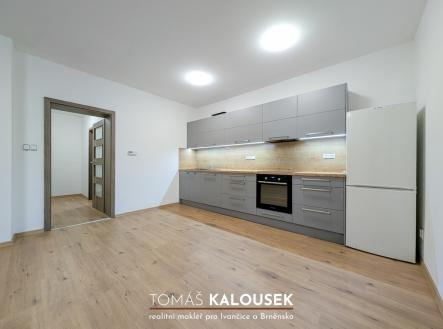 Pronájem bytu, 3+kk, 61 m²
