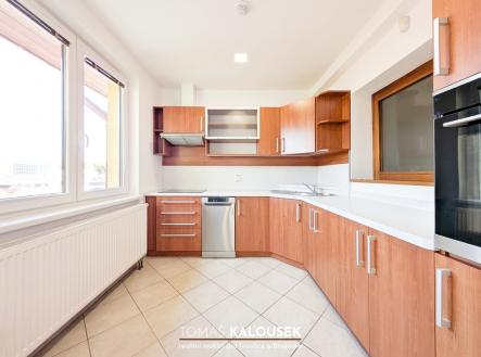 Pronájem bytu, 3+kk, 78 m²