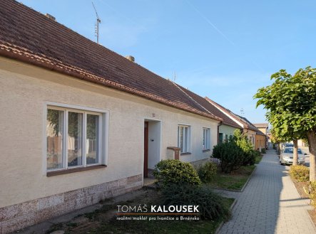 Investiční příležitost Mohelno: Dům se 2 byty / k rekonstrukci / 8 min od JE Dukovany