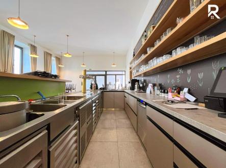 Pronájem restaurace, 400 m²