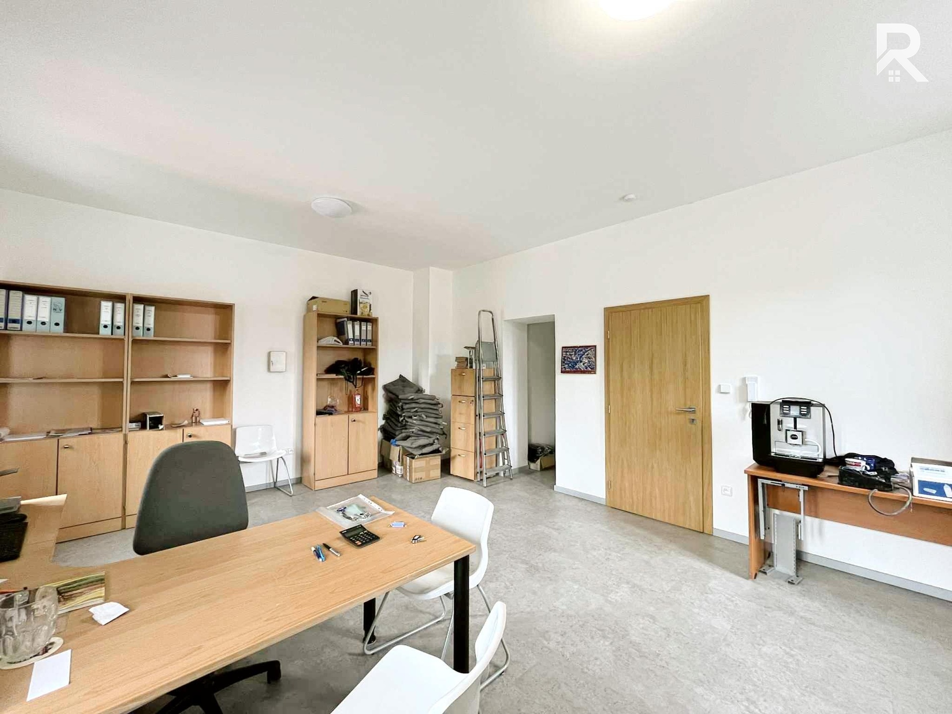 Kancelář (5)