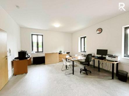 Pronájem kanceláře, 41 m²