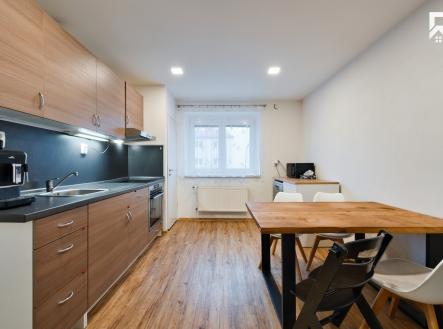 Prodej bytu, 2+1, 61 m²