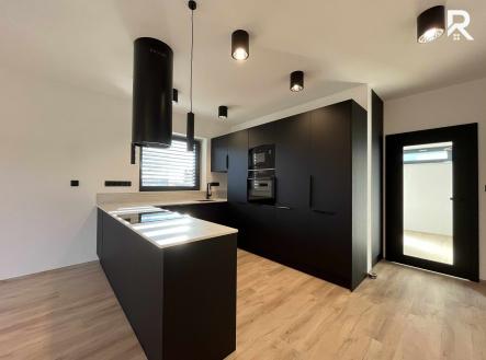 Pronájem domu/vily, 118 m²