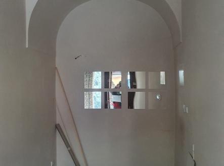 Pronájem obchodní prostor, 12 m²