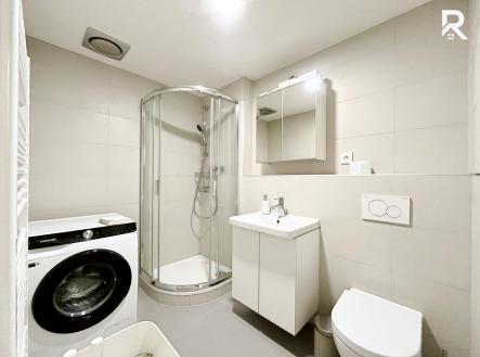 Pronájem bytu, 1+kk, 36 m²