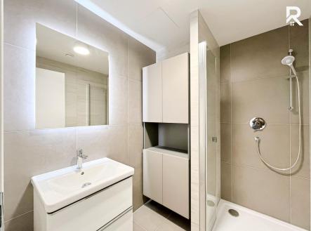 Pronájem bytu, 2+kk, 67 m²