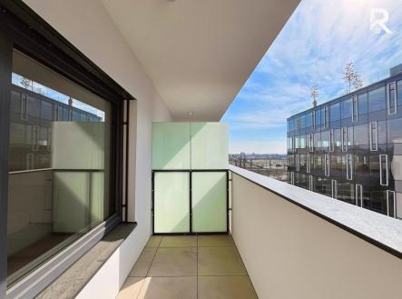 Pronájem bytu, 2+kk, 67 m²