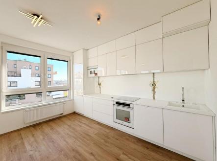 Pronájem bytu, 3+kk, 75 m²