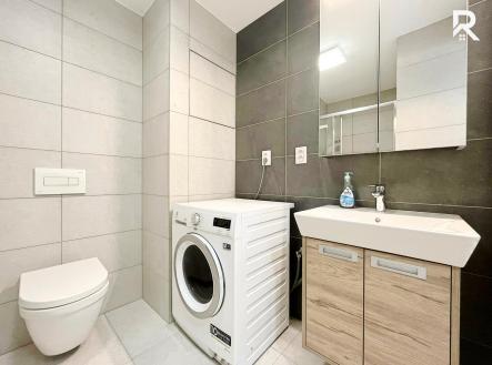 Pronájem bytu, 1+kk, 27 m²