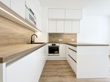 Pronájem bytu, 1+kk, 27 m²