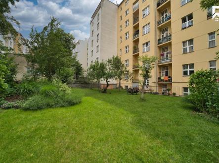 Pronájem bytu, 3+kk, 80 m²