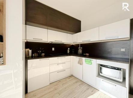 Pronájem bytu, 1+kk, 31 m²