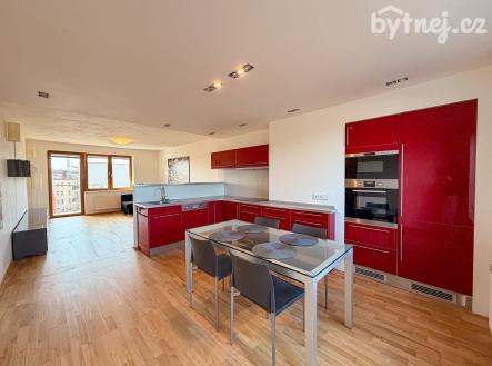 Pronájem bytu, 3+kk, 85 m²