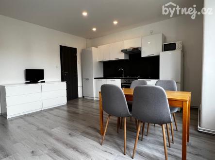 Pronájem bytu, 2+kk, 41 m²