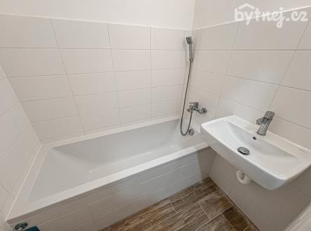 Pronájem bytu, 3+1, 64 m²