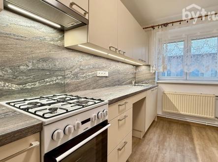 Pronájem bytu, 2+1, 51 m²