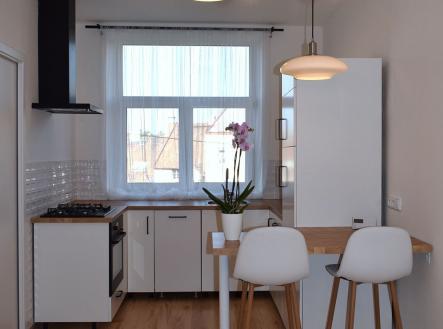 Pronájem bytu, 2+kk, 42 m²