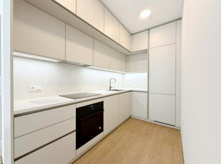 Pronájem bytu, 3+kk, 71 m²