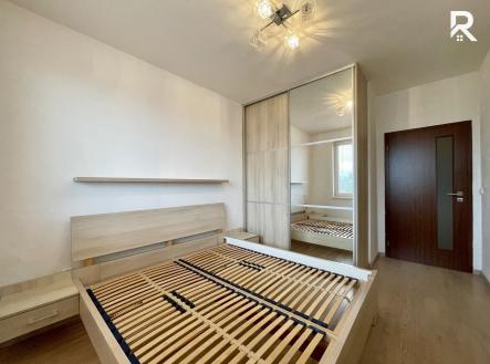 Pronájem bytu, 3+kk, 67 m²