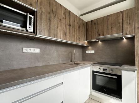 Pronájem bytu, 3+1, 68 m²
