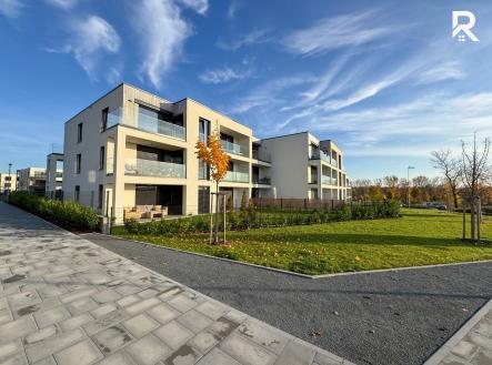 Pronájem bytu, 3+kk, 110 m²