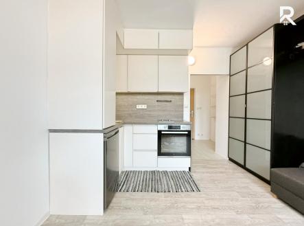 Pronájem bytu, 1+kk, 21 m²