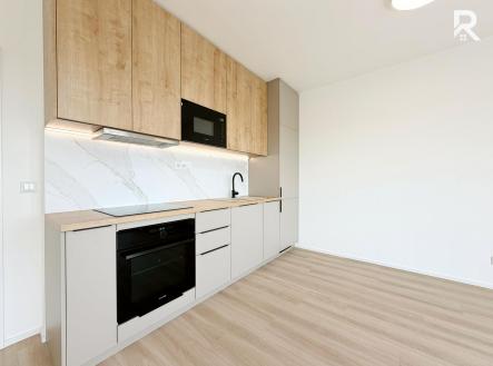 Pronájem bytu, 1+kk, 31 m²
