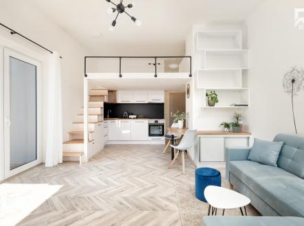 Pronájem bytu, 1+kk, 37 m²