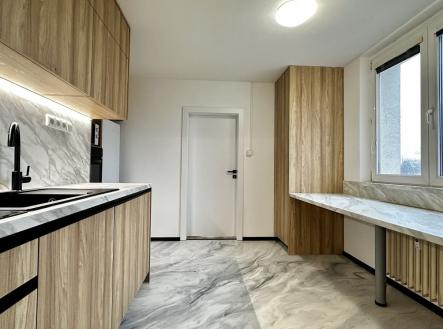 Pronájem bytu, 3+1, 66 m²