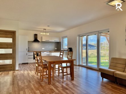 Pronájem domu/vily, 75 m²
