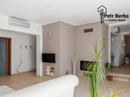 Prodej domu/vily, 308 m²