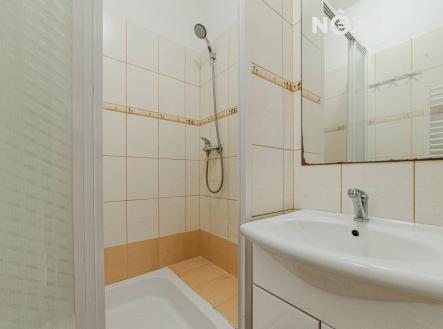 Pronájem bytu, 2+kk, 38 m²