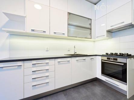 Pronájem bytu, 2+kk, 53 m²