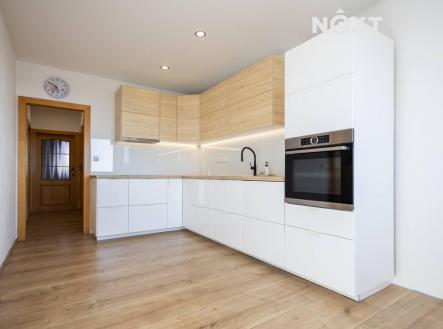 Prodej bytu, 4+1, 106 m²