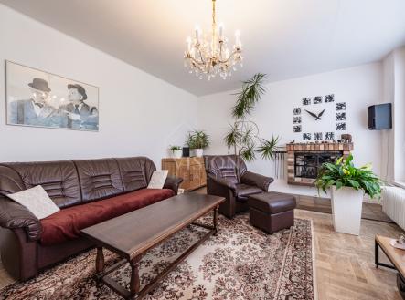 Prodej - dům/vila, 280 m²