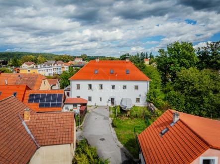 Prodej nájemního domu, 284 m²