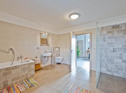 Prodej domu/vily, 360 m²