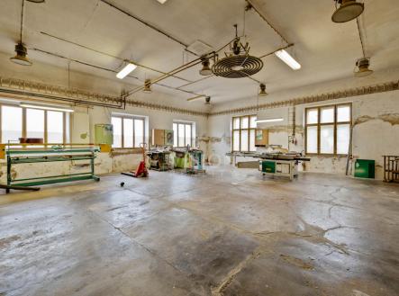 Prodej skladovací prostor, 268 m²