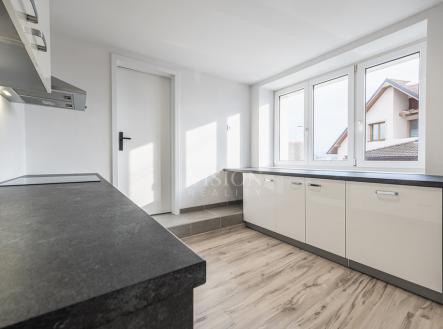 Prodej nájemního domu, 180 m²