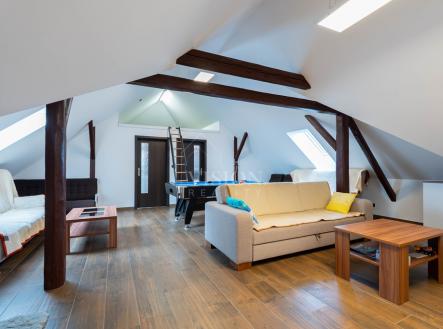 Pronájem bytu, 3+kk, 132 m²