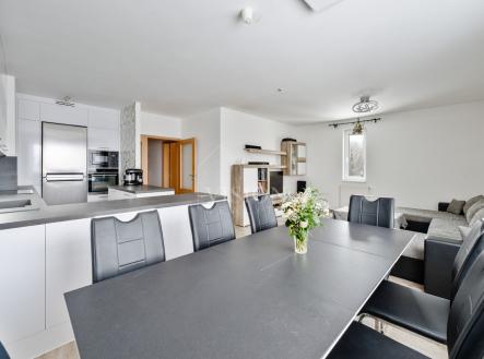 Prodej bytu, 3+kk, 86 m²