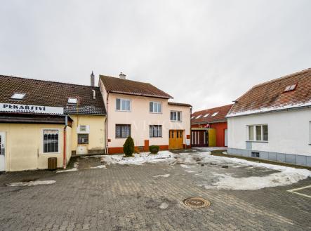 Prodej domu/vily, 1 938 m²