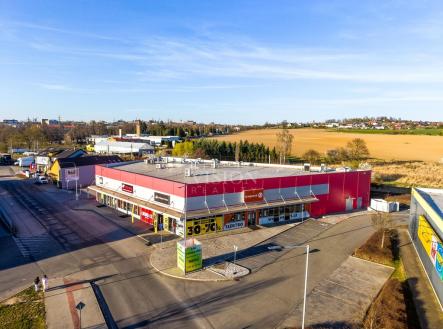 Pronájem obchodní prostor, 474 m²