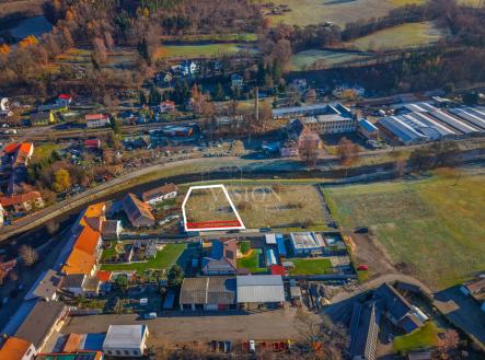 Prodej pozemku pro bydlení, 1 050 m²