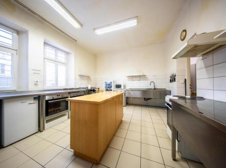 Pronájem kanceláře, 86 m²