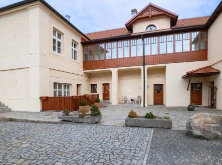 Pronájem bytu, 2+kk, 55 m²